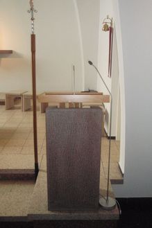 Katholische Kirche - Pfarrgemeinde Mariae Namen, Gensungen - Ambo in ...